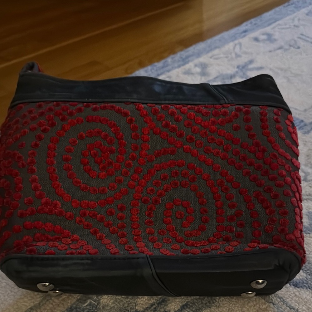 Chic Black and Red Swirl Tote